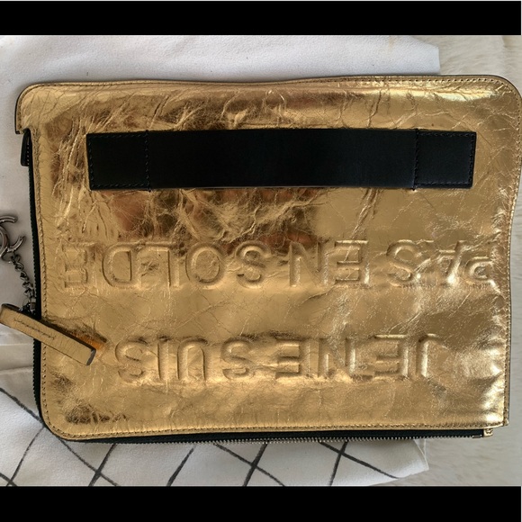 Authentic CHANEL clutch - Picture 4 of 15